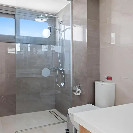 Villa Serenity Waves 7 *