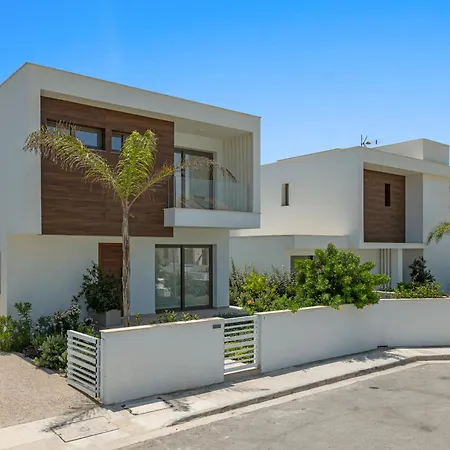 Serenity Waves 7 Villa