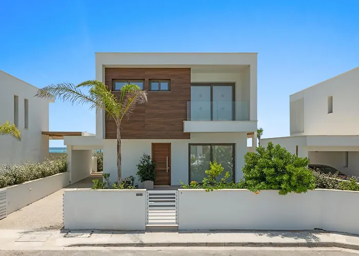 Serenity Waves 7 Vila